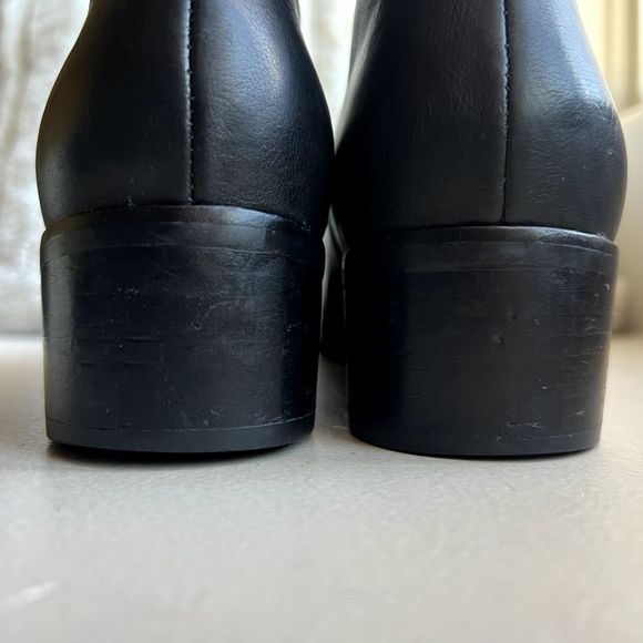 Marc Fisher Black Ankle Boots - Picture 5 of 13